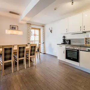 Hotel Kristall By Skinetworks, Saalbach-Hinterglemm
