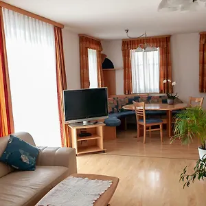 Vendégház Hiesel-villa Untersbergblick, Anthering